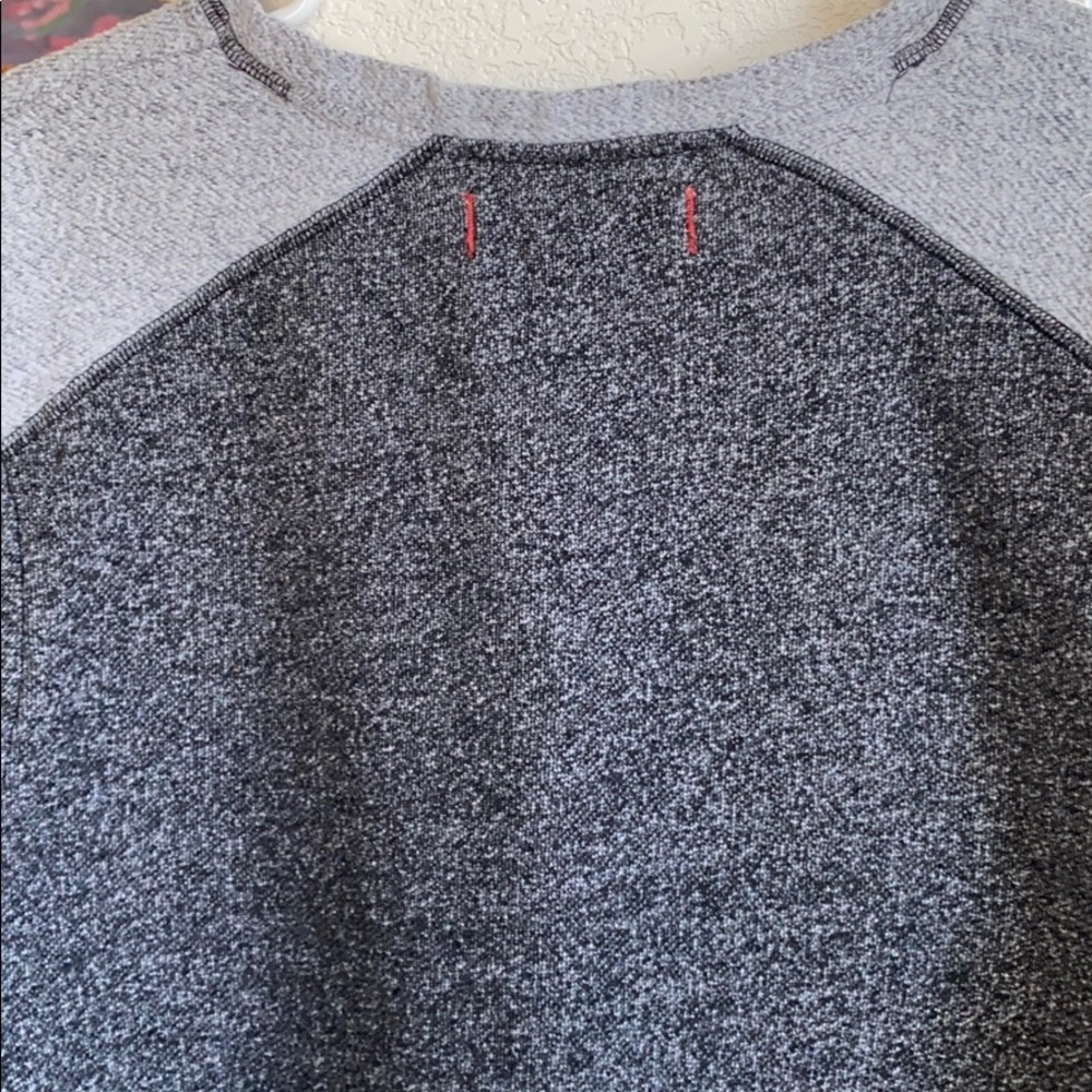 Tommy Bahama Gray Long Sleeve Pullover Sweatshirt - Picture 4 of 10